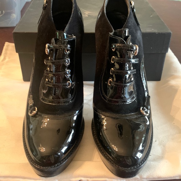 Gucci black patent leather and suede booties - Picture 1 of 5